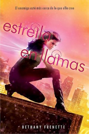 ESTRELLA EN LLAMAS. SAGA DARK STAR 2