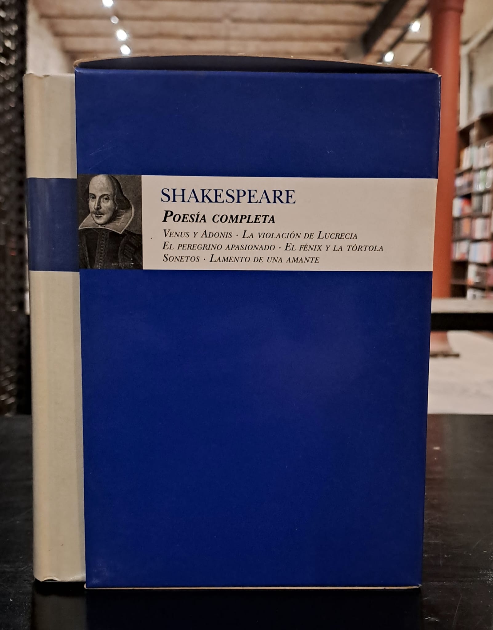 POESÍA COMPLETA - USADO IMPECABLE