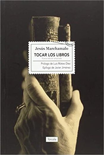 TOCAR LOS LIBROS